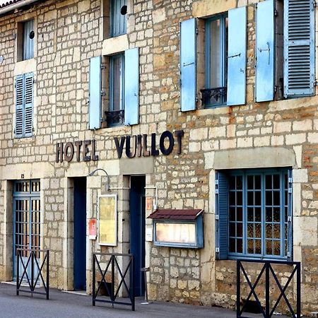Logis Hotel Restaurant & Pizzeria Vuillot Cuiseaux Exterior photo